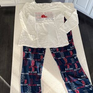 Boston Red Sox Women's Pajama Set - White and Navy